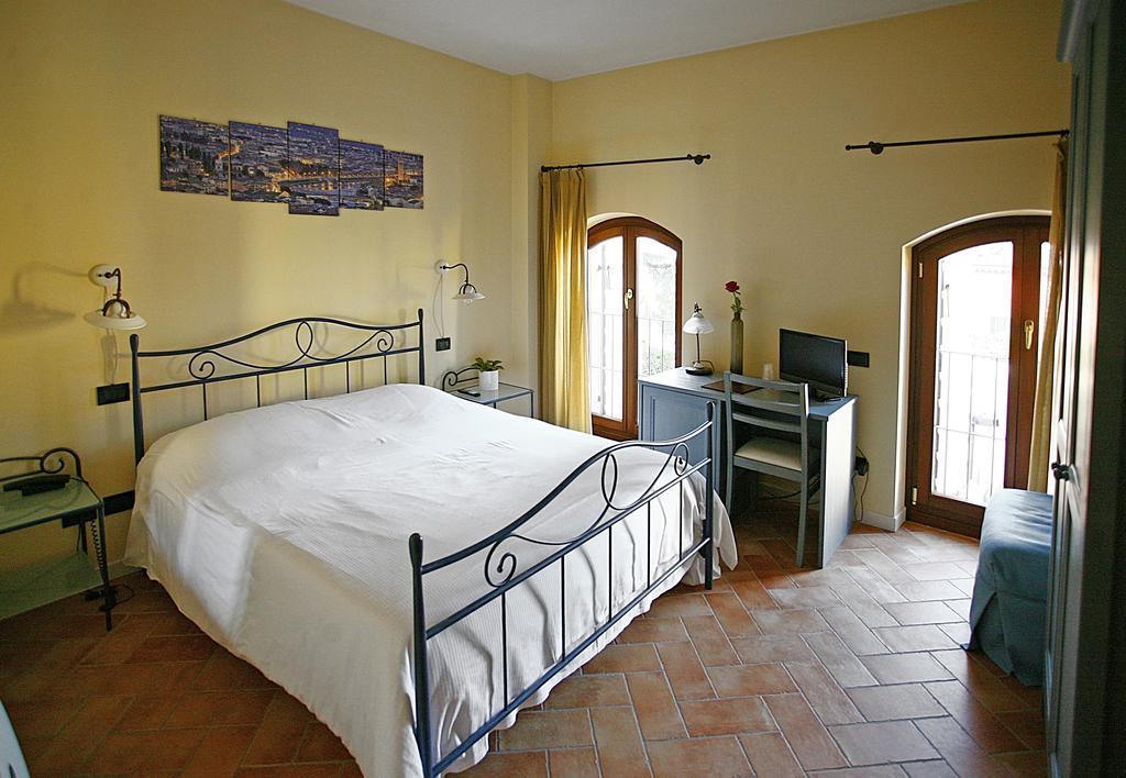 Hotel Antichi Cortili دوسّوبونو المظهر الخارجي الصورة